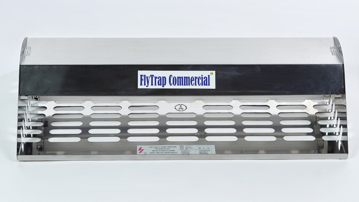 Клеевая ловушка для насекомых YUTEC FlyTrap Commercial FTC-40 S/St из нержавеющей стали, вид спереди