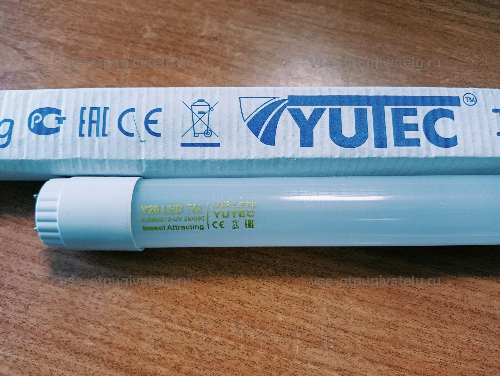 Светодиодная инсектицидная лампа YUTEC Y20 LED, T8, цоколь G13 — лампа с маркировкой