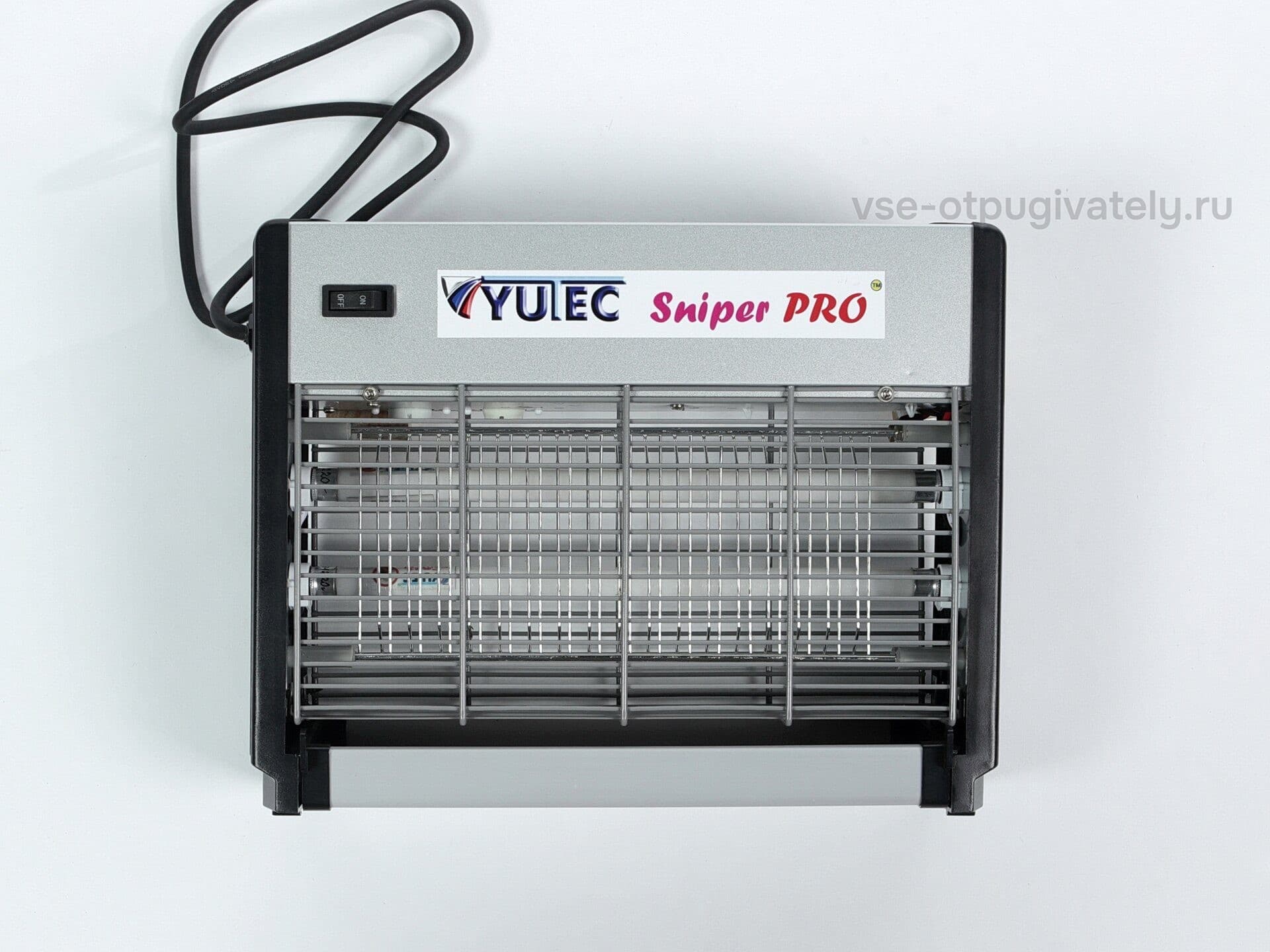 Уничтожитель летающих насекомых с высоковольтной сеткой и LED-лампами YUTEC Sniper PRO SNIP-40 LED Al — вид спереди
